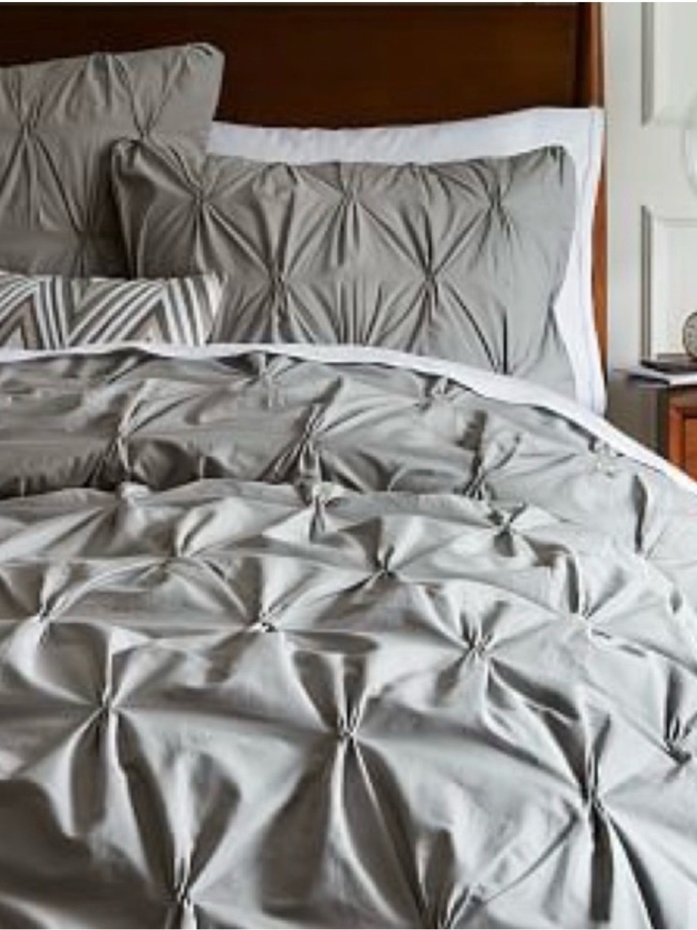 Pinch-Pleat Grey Duvet Cover Set - Elegant Home Bedding